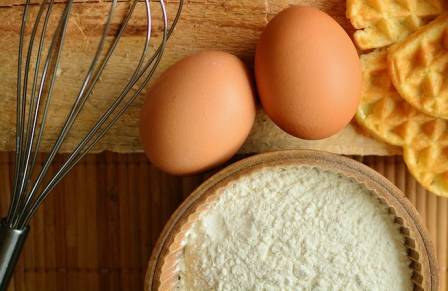 Болит желудок после употребления яиц