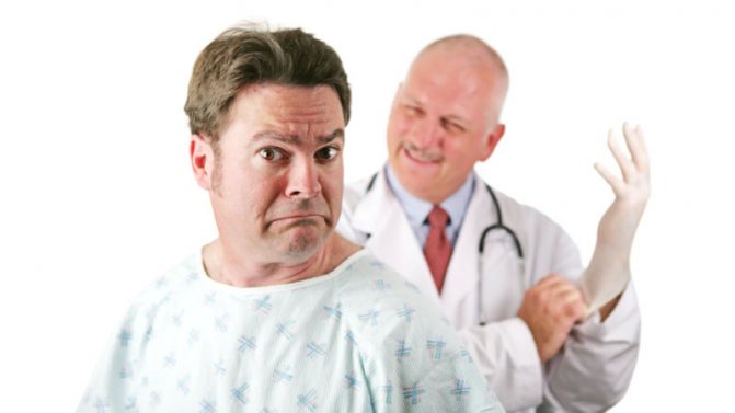 Специалист по колоноскопии и пациент